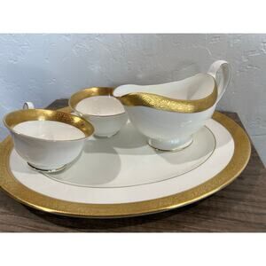Vintage Wedgwood Bone China Platter Gravy Boat & Tea Cups Set